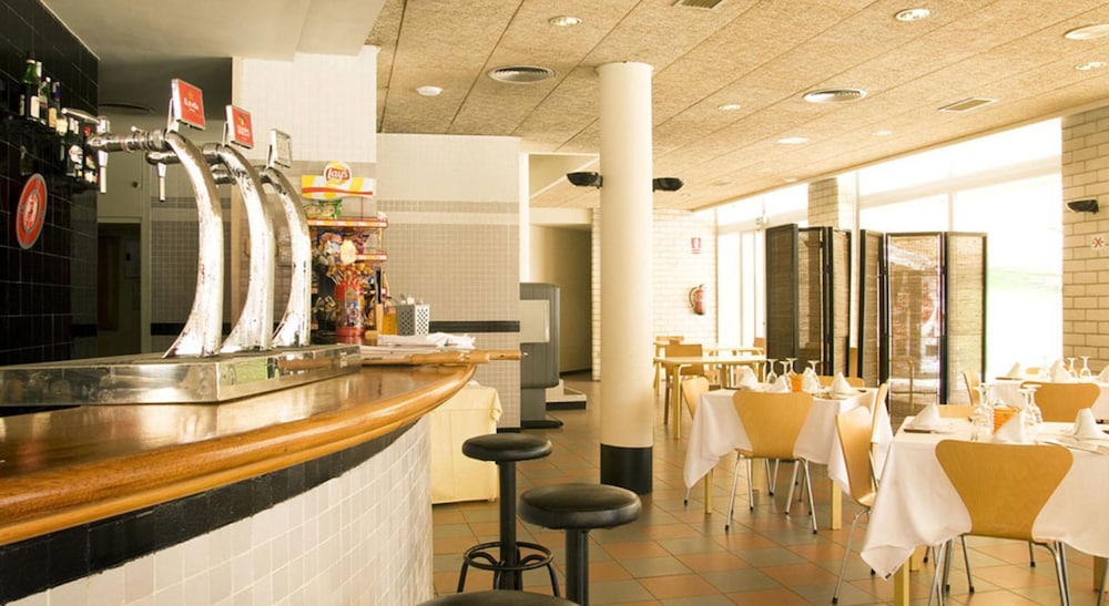 

Bologna - Platja D'Aro - Aparthotel Comtat Sant Jordi