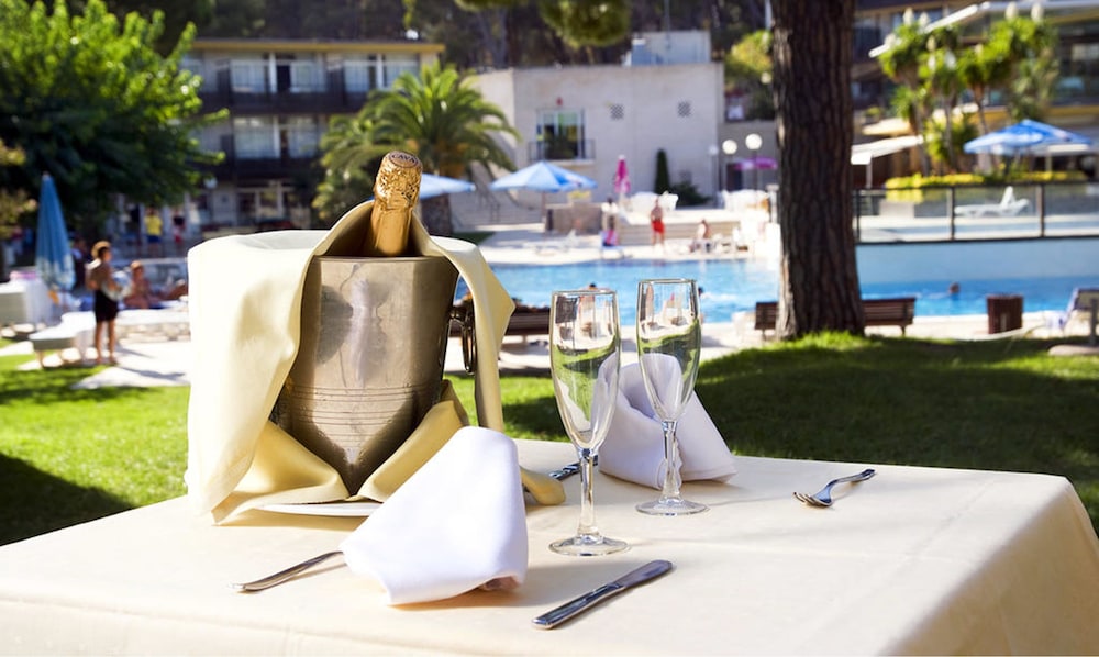 

Milano - Palamós - Aparthotel Comtat Sant Jordi
