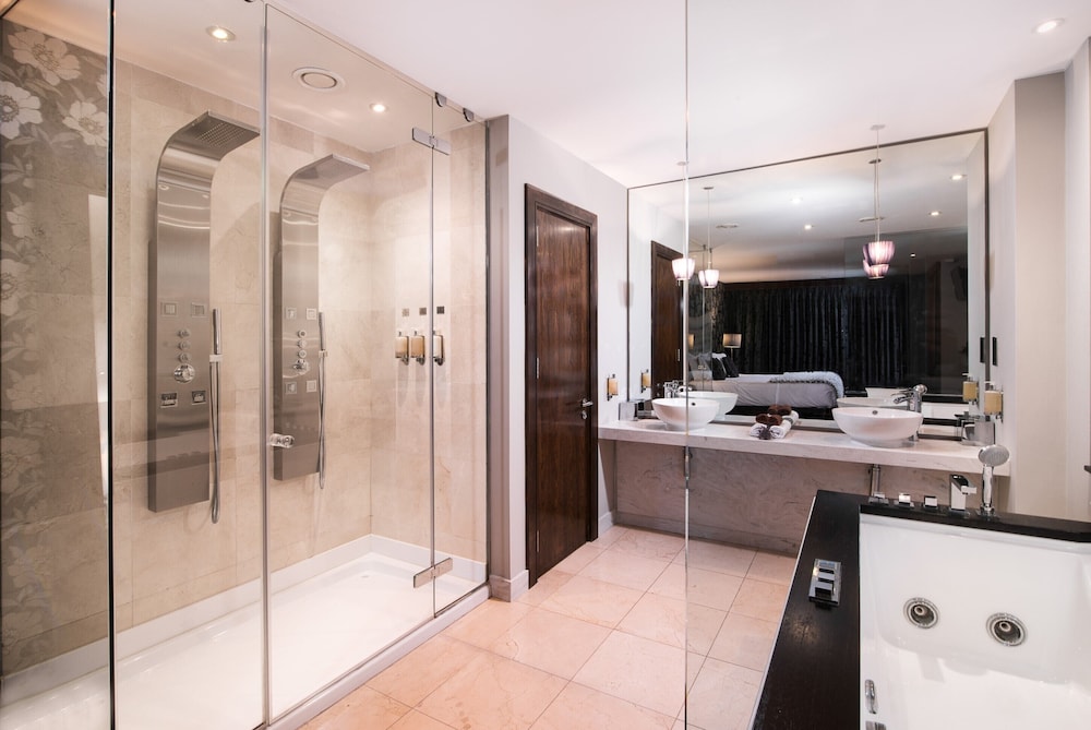 

Milano - Galway - The Twelve Hotel