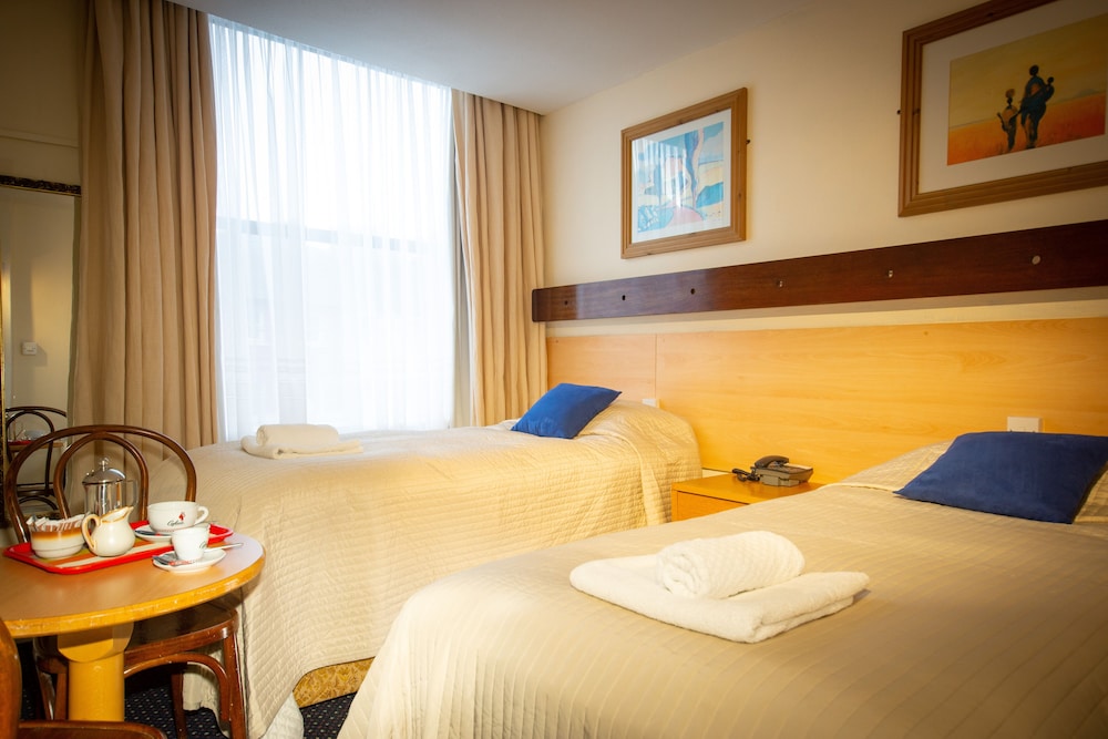 

Milano - Douglas - Ashley Hotel