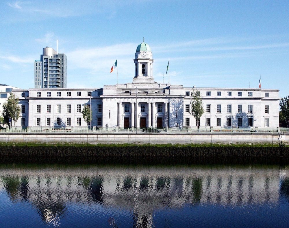 

Roma - Cork - Ashley Hotel