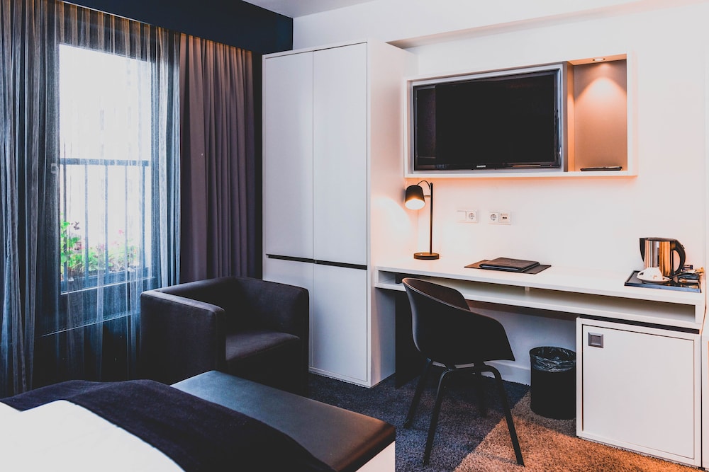

Napoli - Francoforte sul Meno - Bliss Design Hotel - Frankfurt City Messe