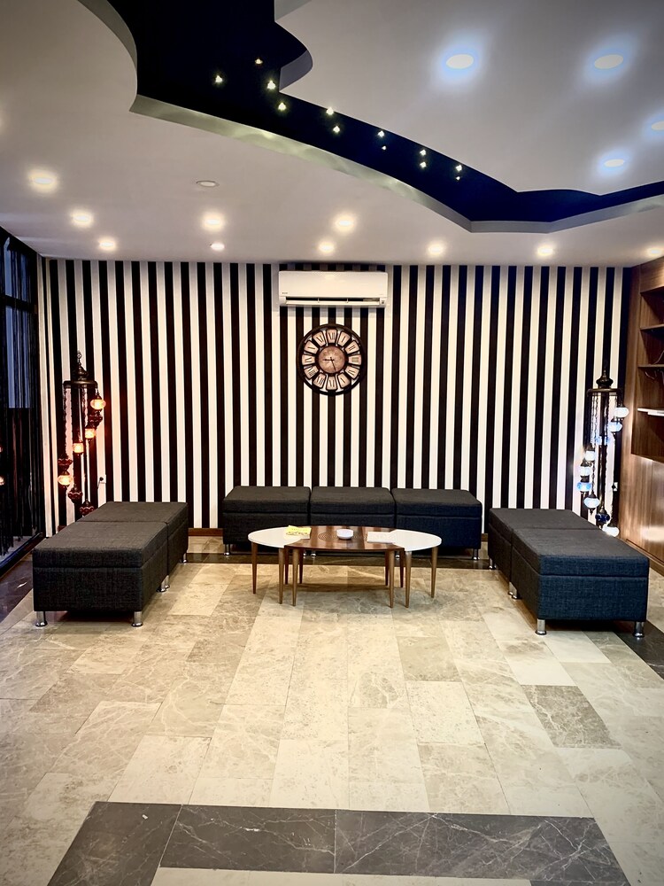 

Milano - Istanbul - Express İnci Hotel