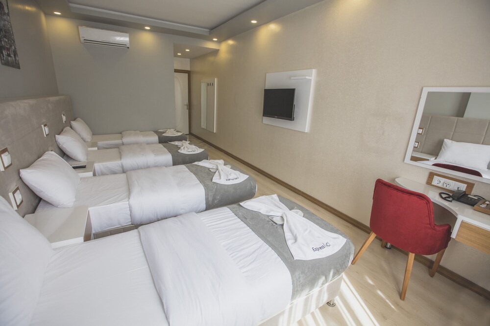 

Bari - Istanbul - Express İnci Hotel