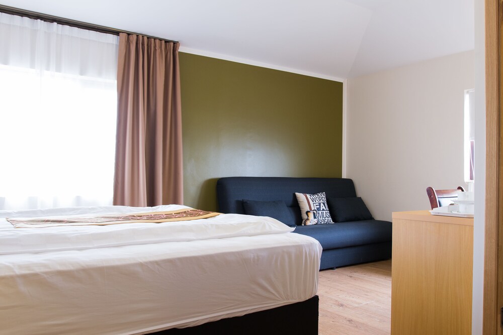 

Milano - Reykjavik, Aeroporto di Keflavík - Hotel Jazz - By Keflavik Airport - Reykjavik - Iceland