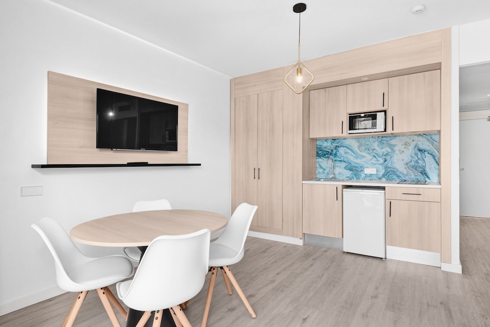 

Milano - Magaluf - Palmanova Suites by TRH