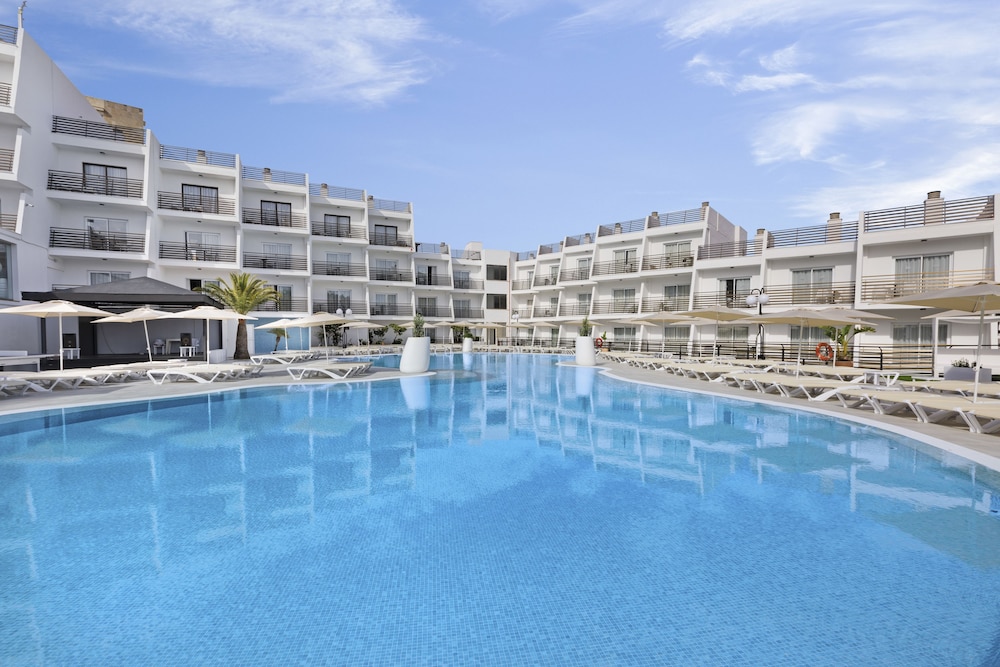 

Venezia - Palma di Maiorca - Palmanova Suites by TRH