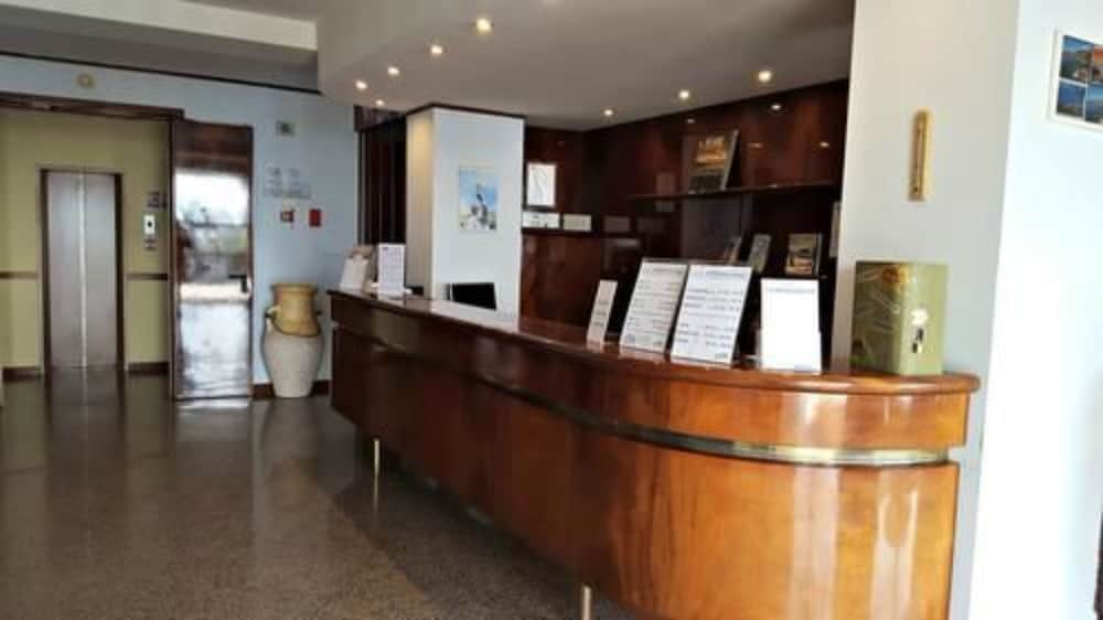 

Bologna - Lago di Garda, Laghi Italia - Hotel Internazionale