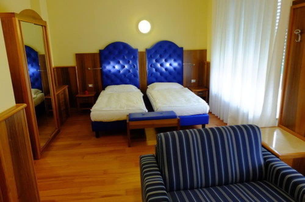 

Roma - Gargnano - Hotel Internazionale