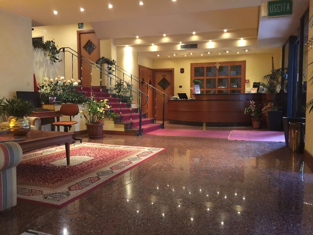 

Torino - Lamezia Terme - Savant Hotel