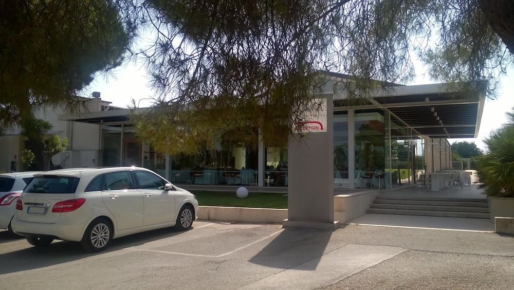 

Milano - Comiso - Hotel Villa Carlotta