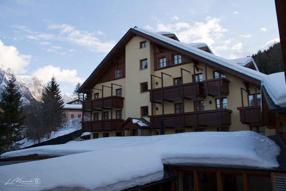 

Bari - Madonna di Campiglio - Nevesole Folgarida Resort Aparthotel