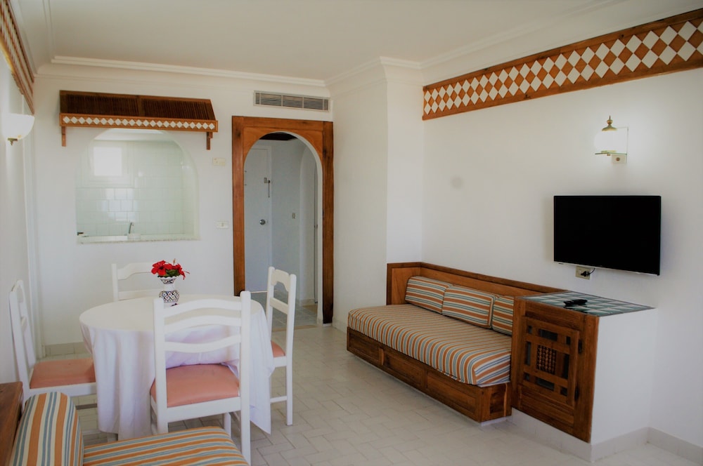

Napoli - Bizerte - Residence Ain Meriem
