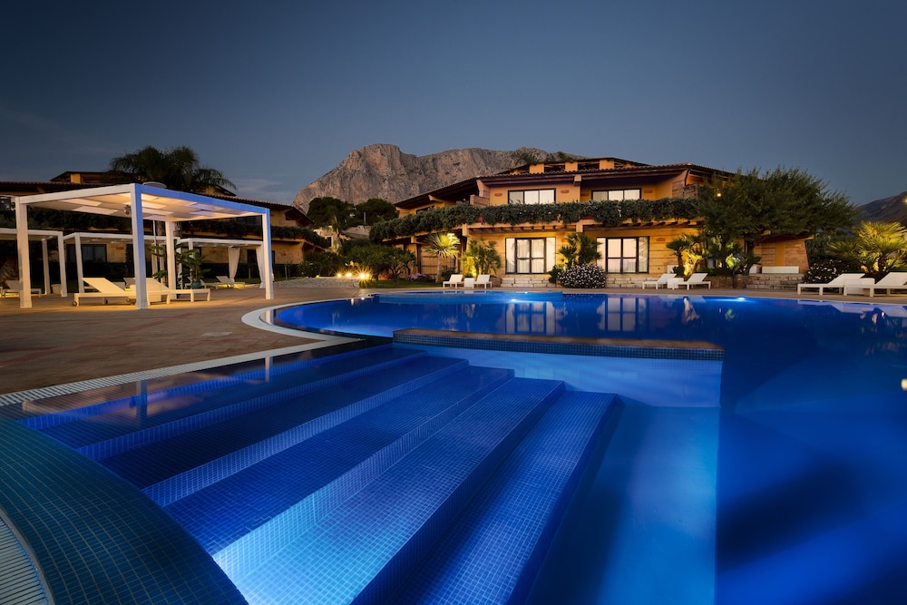 

Milano - Cinisi - Magaggiari Hotel Resort