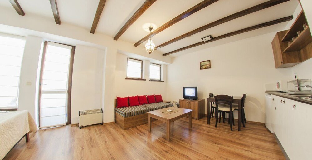 

Roma - Chepelare - Green Life Family Apartments Pamporovo