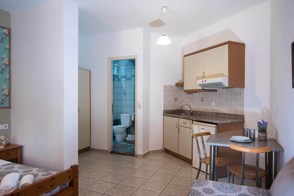 

Bari - Malia - Sarpidon Apartments