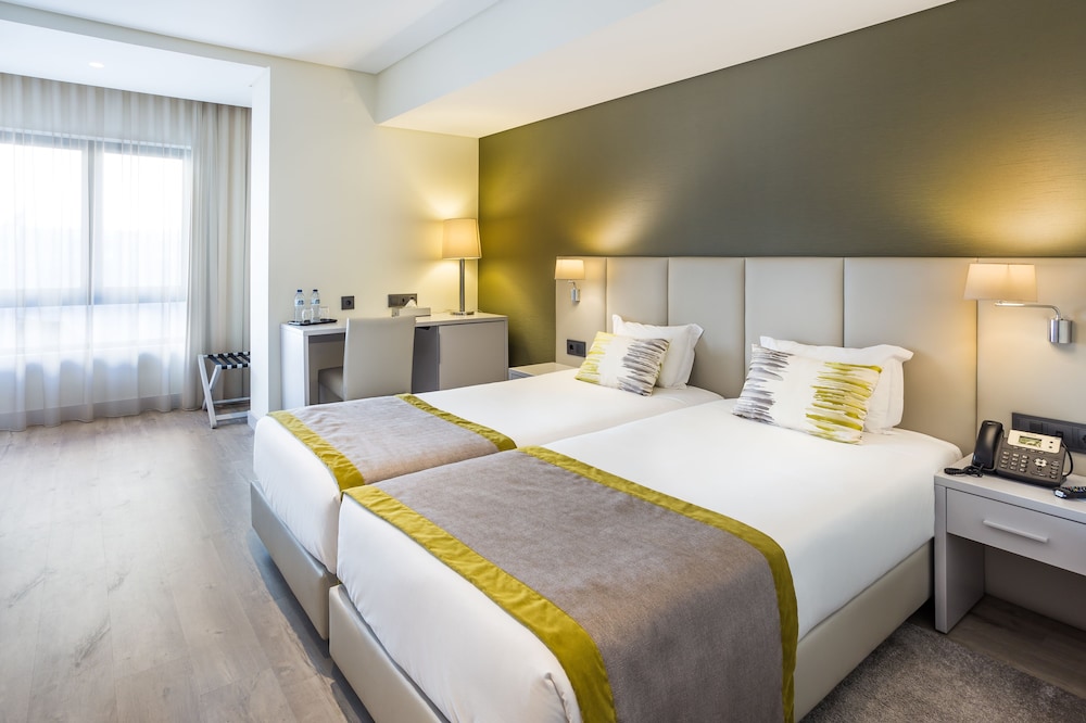 

Venezia - Almada - Empire Lisbon Hotel