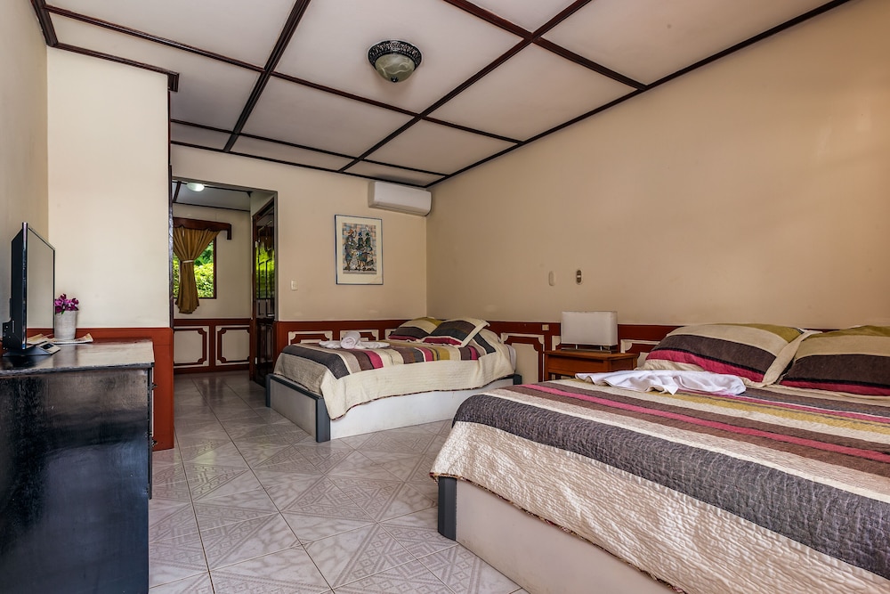

Milano - Jacó - Hotel Mar de Luz