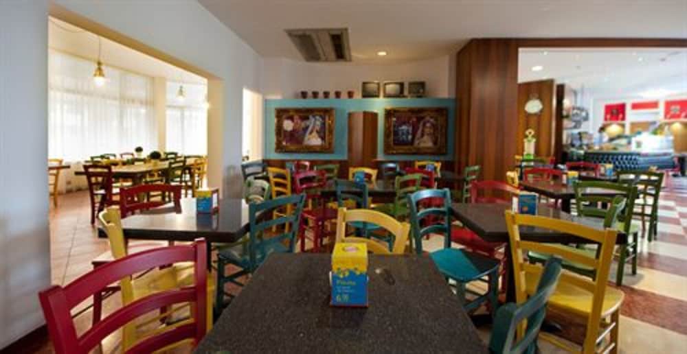 

Napoli - Lazise - Hotel Centro Turistico Gardesano