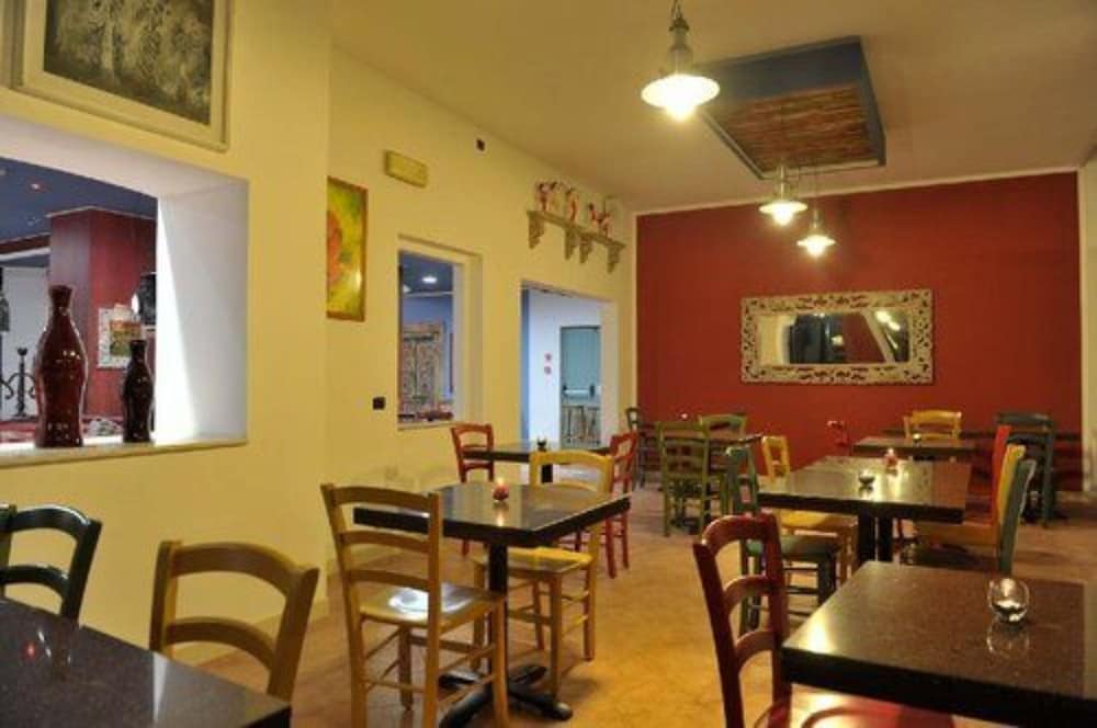 

Bologna - Lago di Garda, Laghi Italia - Hotel Centro Turistico Gardesano