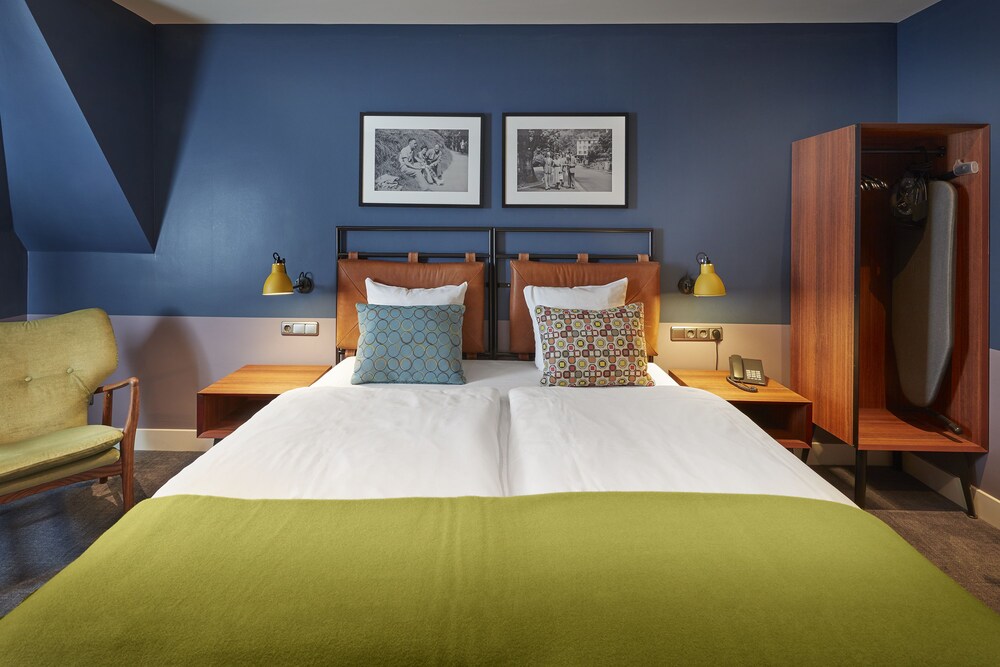

Milano - Velsen-Zuid - Hotel Lion D'Or