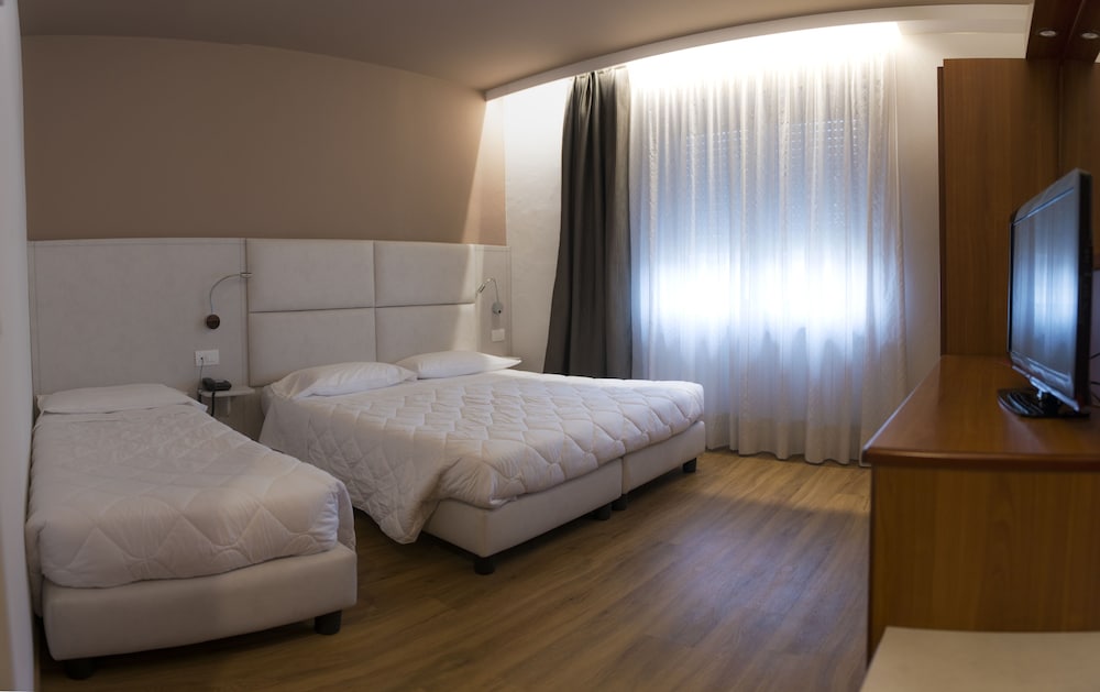 

Milano - Trento - Hotel Everest