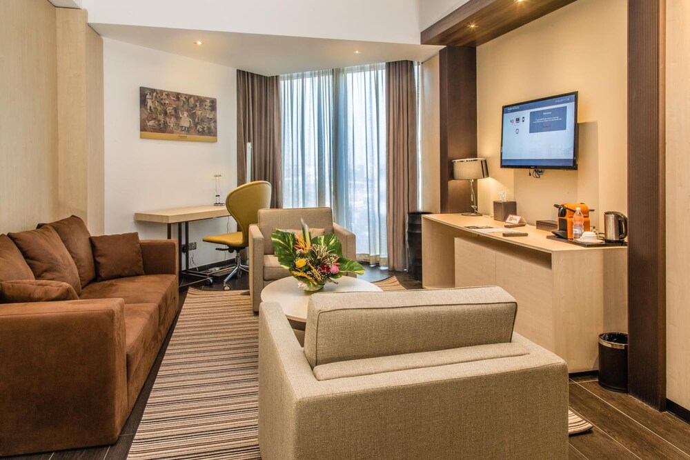 

Milano - Abidjan - Azalai Hôtel Abidjan