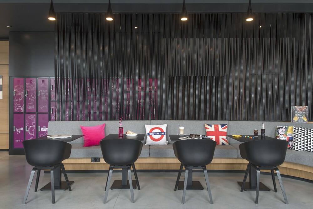 

Napoli - Plumstead - Moxy London Excel