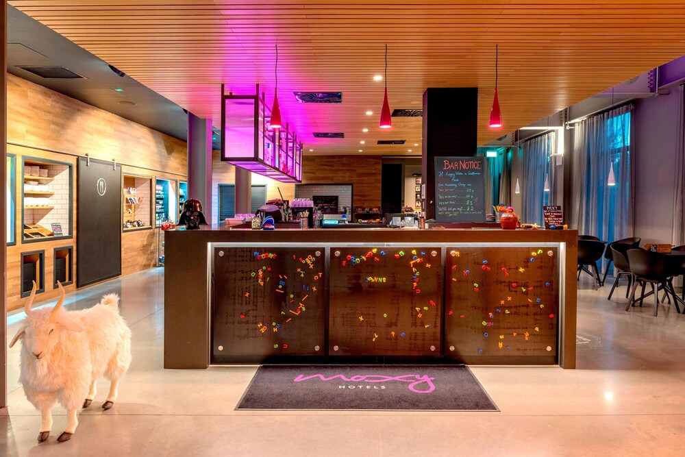 

Napoli - Plumstead - Moxy London Excel