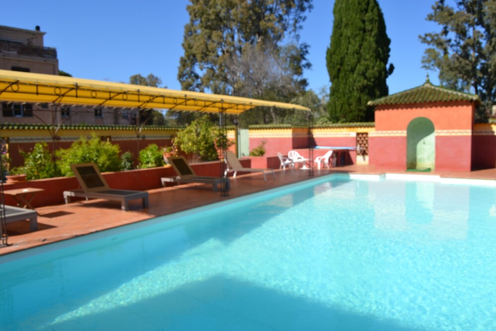 

Roma - Calvi - Hotel Cyrnea