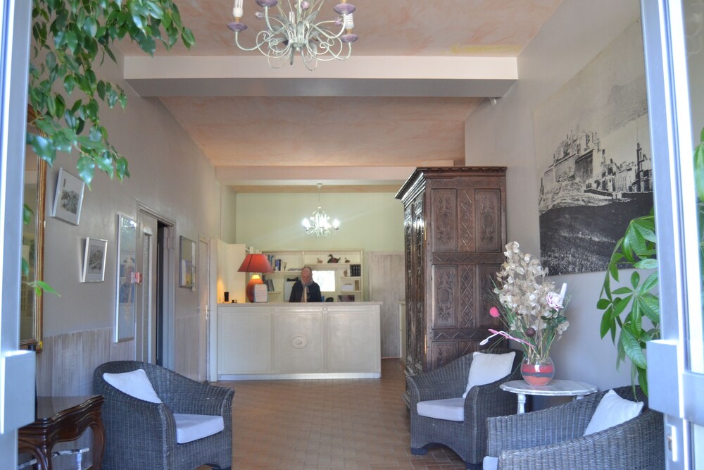 

Venezia - Calvi - Hotel Cyrnea
