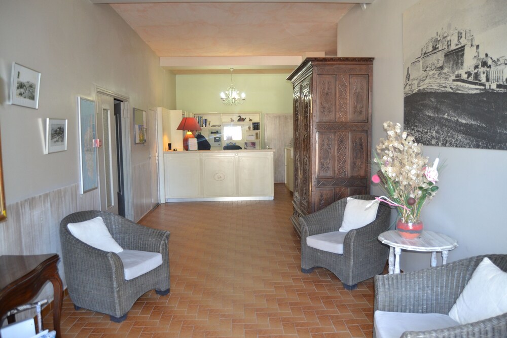 

Catania - Calvi - Hôtel Cyrnea