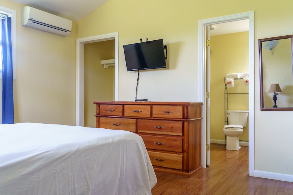 

Roma - Negril - The Westender Inn