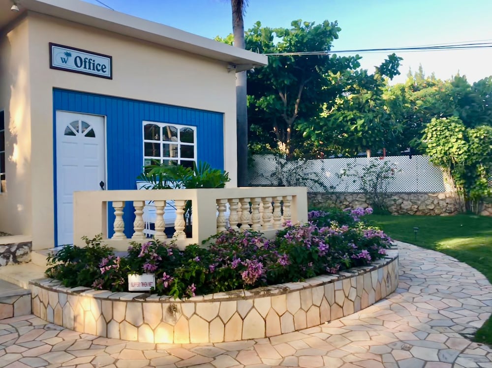 

Verona - Negril - The Westender Inn