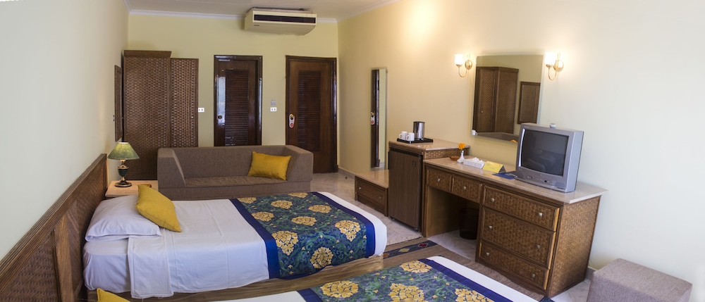 

Palermo - Soma Bay - Lotus Bay Resort