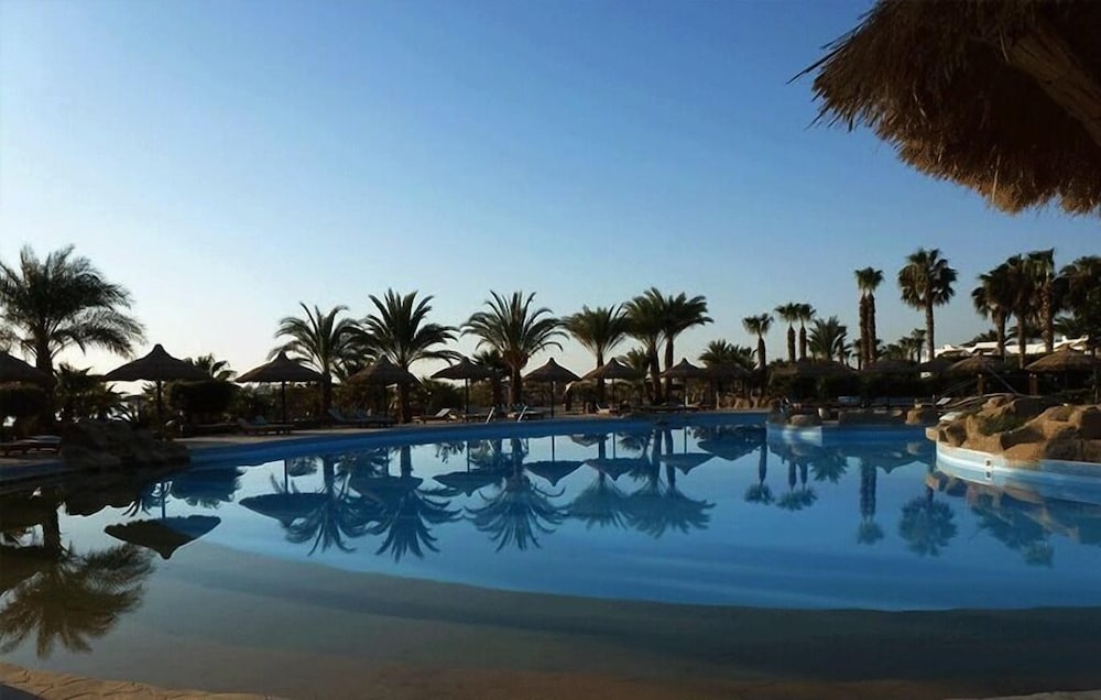 

Palermo - Safaga - Lotus Bay Resort