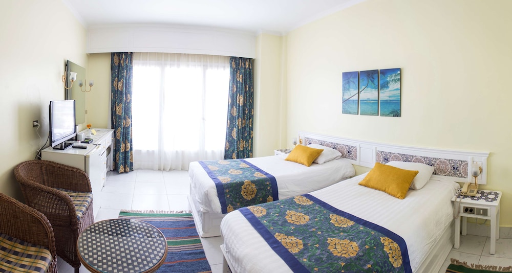 

Palermo - Soma Bay - Lotus Bay Resort