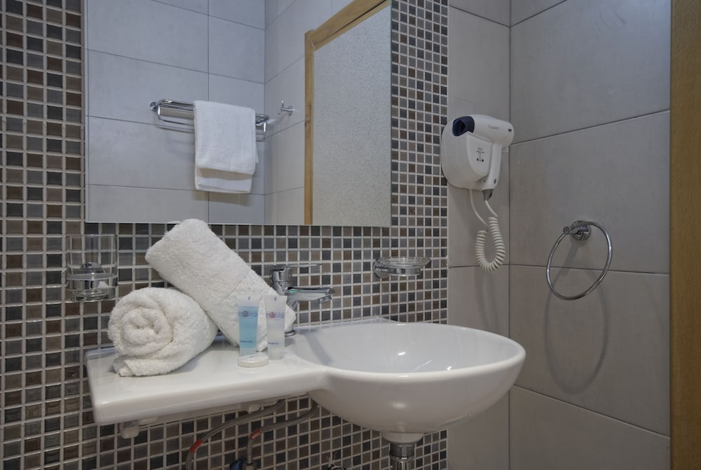 

Pescara - Mellieha - Porto Azzurro Aparthotel