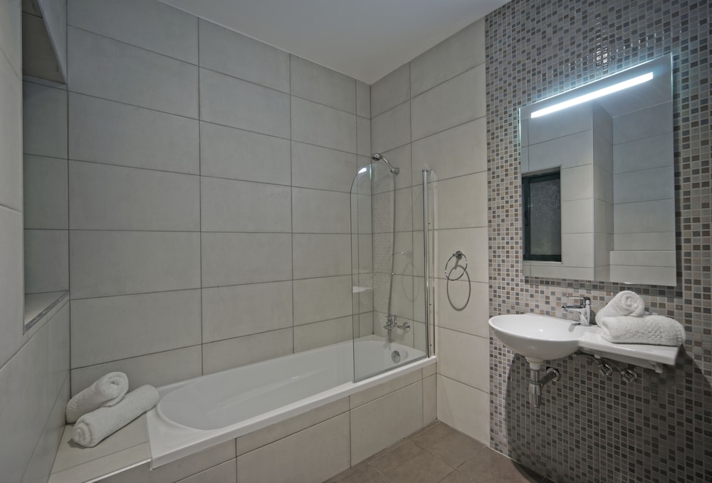 

Trapani - Mellieha - Porto Azzurro Aparthotel