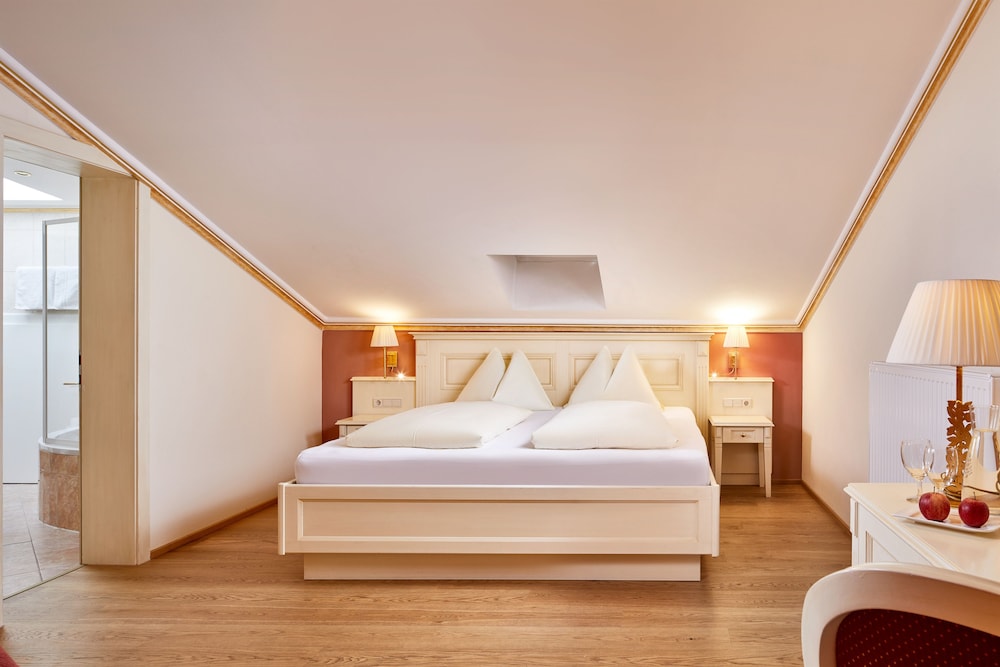 

Catania - Zell am See - Grand Hotel Zell am See