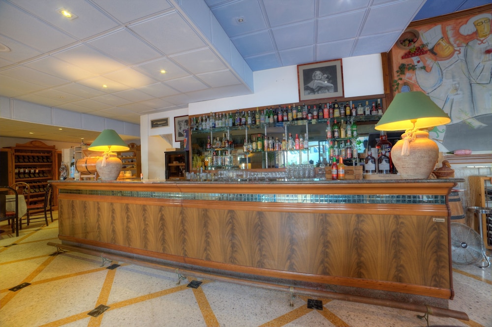 

Bologna - Attard - Ambassador Hotel