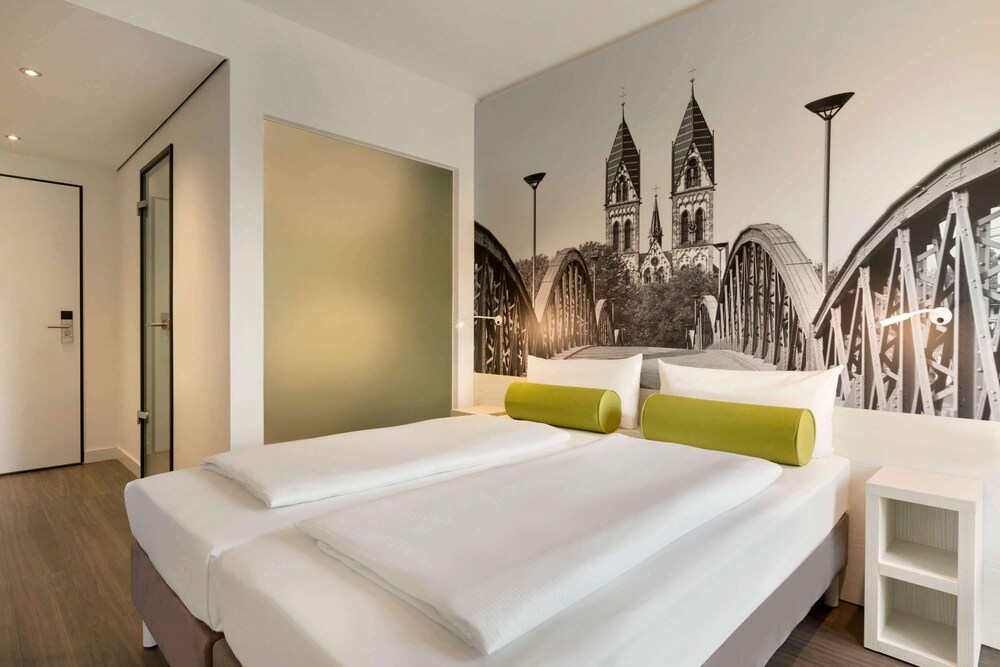 

Roma - Friburgo in Breisgau - Super 8 By Wyndham Freiburg