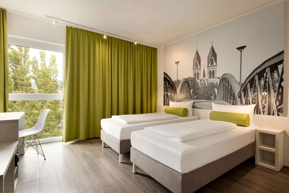 

Milano - Friburgo in Breisgau - Super 8 By Wyndham Freiburg