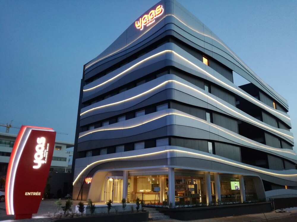 

Bologna - Dakar - Yaas Hotel Dakar Almadies