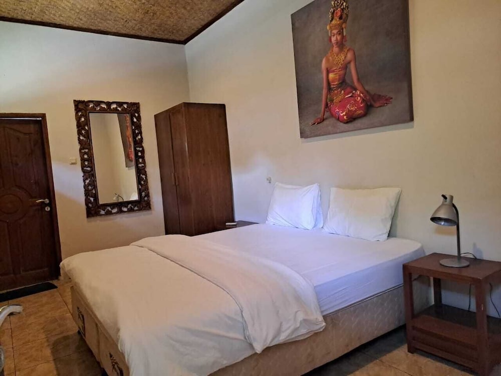 

Milano - Gili Trawangan - Si Pitung Village