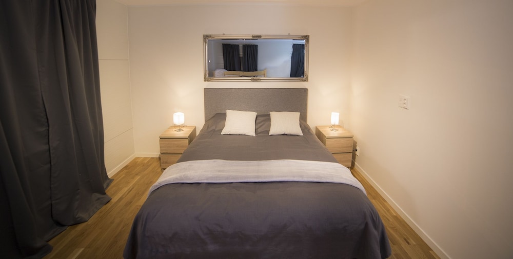 

Napoli - Eskilstuna - Hotell TunaPark