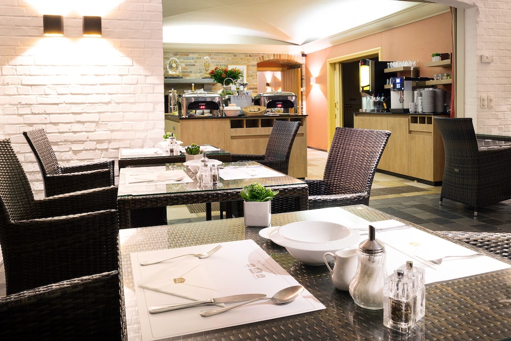 

Bologna - Bruges - Hotel Restaurant Weinebrugge