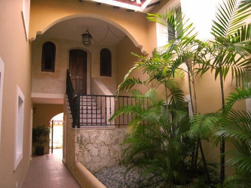 

Napoli - Bávaro - The Golf Suites