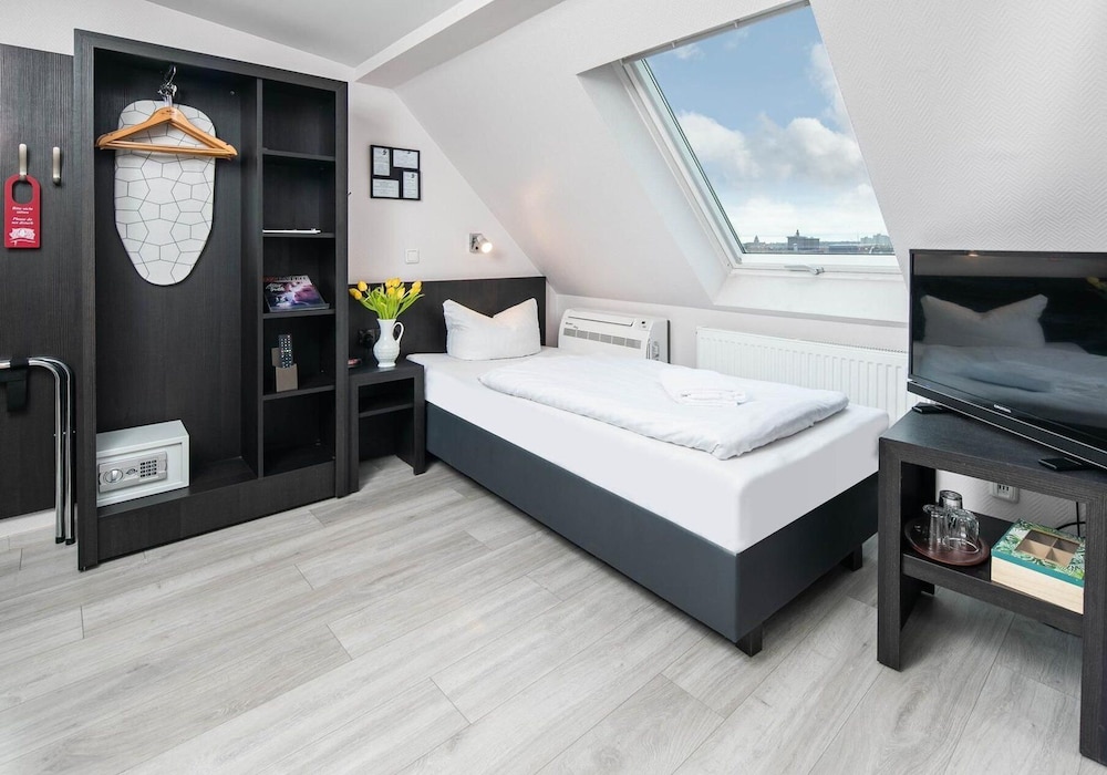 

Reggio Calabria - Francoforte sul Meno - City Hotel Kaiserhof
