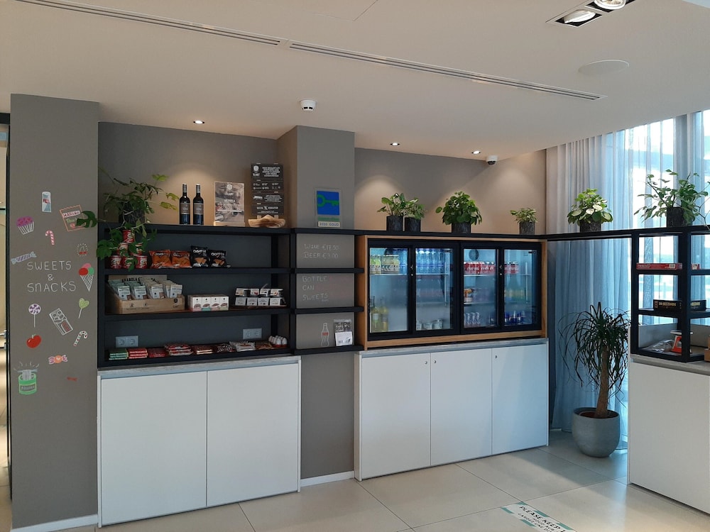 

Venezia - Vlaardingen - PREMIER SUITES Rotterdam